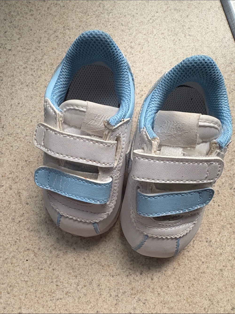 Nike Toddler White and Light Blue Velcro Sneakers